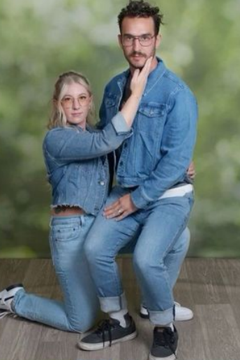 Silly couple photo idea